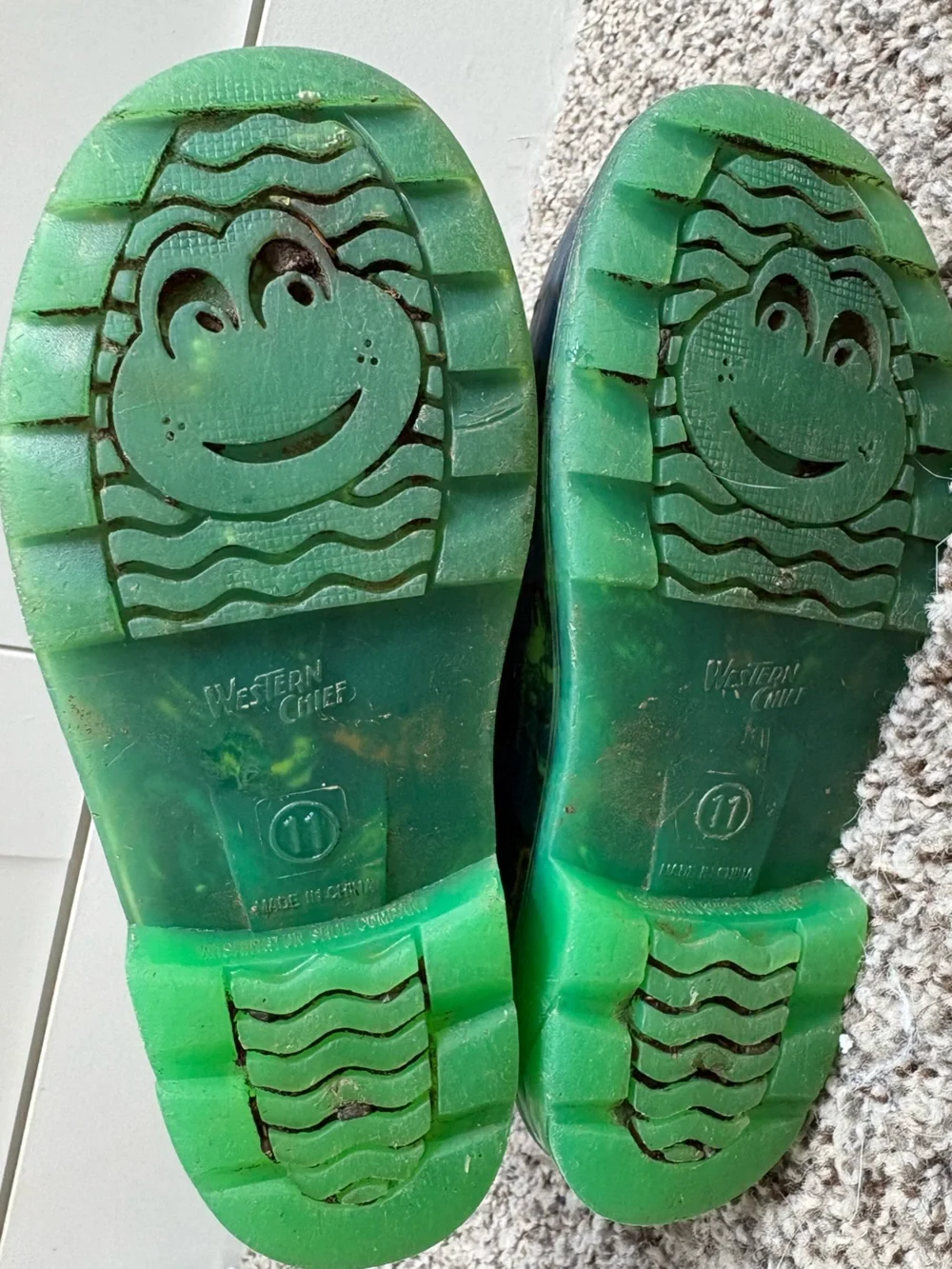 Western Chief Dinosaur Pull On Rainboots Size 11c